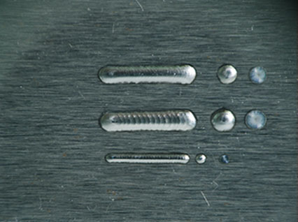 <a href='http://m.ningshan.cc/product/3.htm' class='text_a'>模具激光焊機</a>修復鏡面模具效果